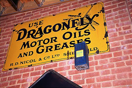 DRAGONFLY OIL & GREASE - click to enlarge